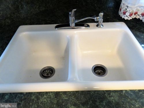 128 3 St, New Castle DE 19720-4536 exterior