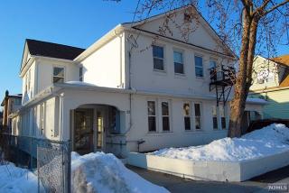 33 Pulaski Ave, Wallington NJ  07057-1311 exterior