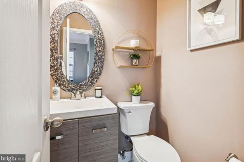 3853 Watkins Mill Dr, Alexandria VA  22304-6448 exterior