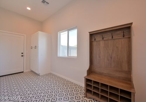 2501 Fremont Ave, Tucson AZ 85706-1457 exterior