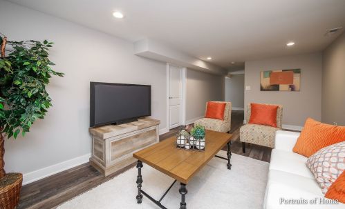 774 Michigan St, Elmhurst IL  60126-1739 exterior