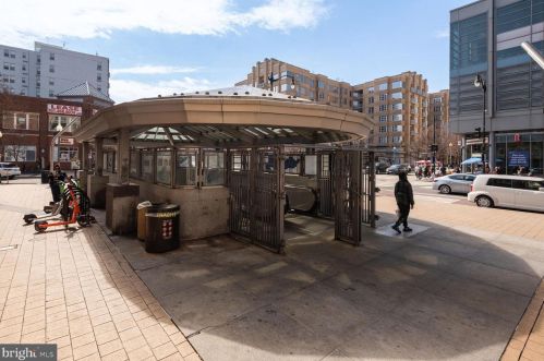 1361 Irving St, Washington DC 20017-2453 exterior