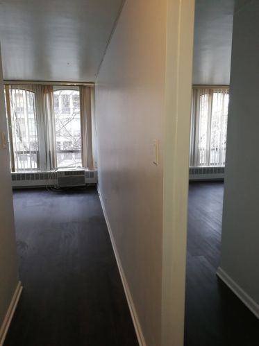 1401 55th St, Chicago, IL 60615-5402