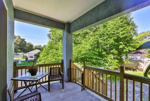 8704 El Portal Dr, Tampa FL  33604-1223 exterior