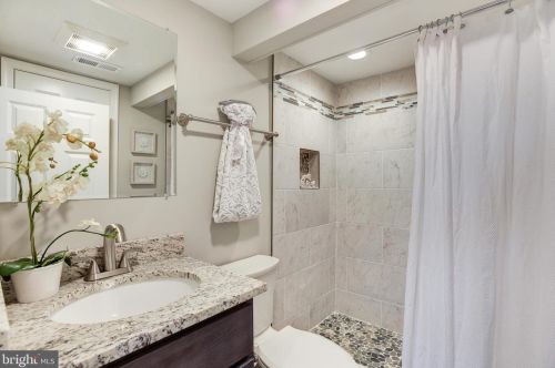 417 Penwood Rd, Silver Spring MD  20901-2718 exterior