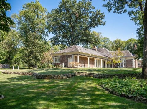 14 Overhills Dr, Saint Louis MO 63124-1532 exterior