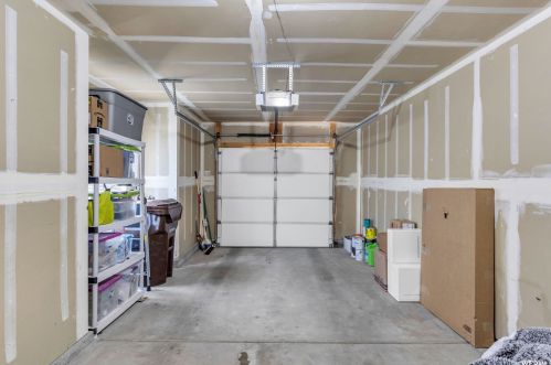 7204 Brittany Town Dr, Taylorsville UT 84084-4609 exterior