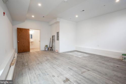 2062 2nd St, Philadelphia PA 19122-0033 exterior