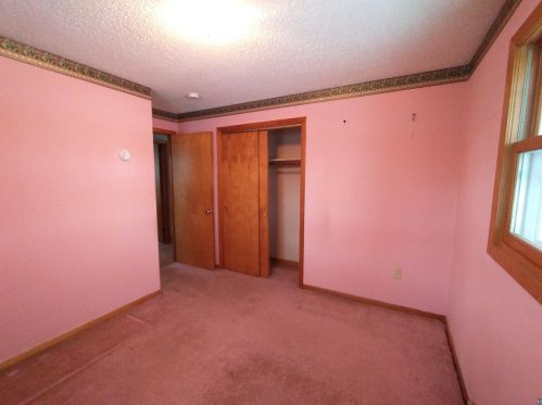 808 2nd St, Duluth MN 55802-2013 exterior