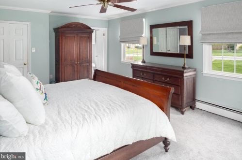 102 Kelly Ln, Media PA 19063-2018 exterior