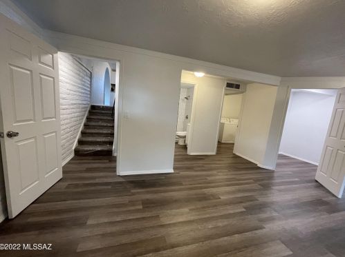 8189 20th St, Tucson AZ  85710-5960 exterior