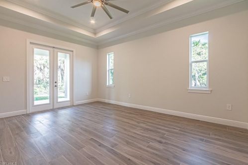 2883 6 St, Naples FL 34120-1331 exterior