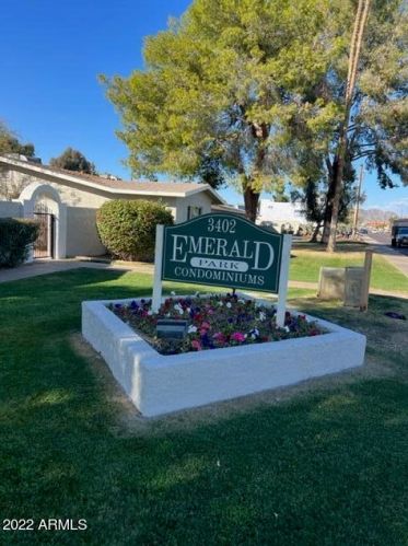 3402 32nd St, Phoenix AZ 85018-5611 exterior