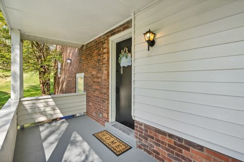 11413 Clematis Blvd, Pittsburgh, PA 15235-3102