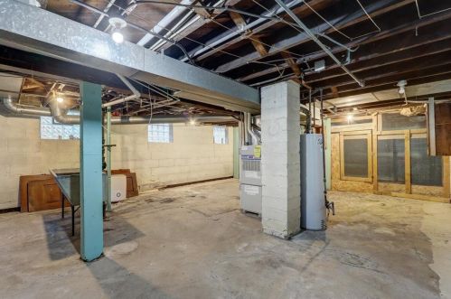 1109 73 St, Milwaukee WI 53214-3129 exterior