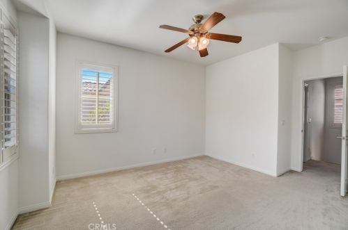 43 Splendor, Irvine CA  92618-1503 exterior