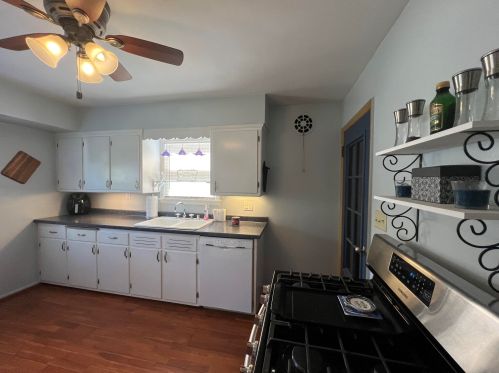 2640 71, Milwaukee WI 53219-2511 exterior