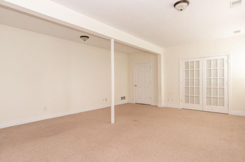 5806 Coddington Ln, Kalamazoo MI 49009-1791 exterior