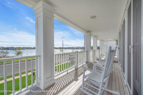 400 Newark Ave, Point Pleasant Beach NJ 08742-4141 exterior