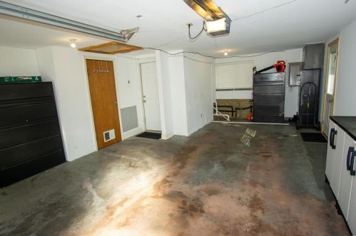 708 Laclede Sta Rd, Saint Louis MO 63117-2045 exterior