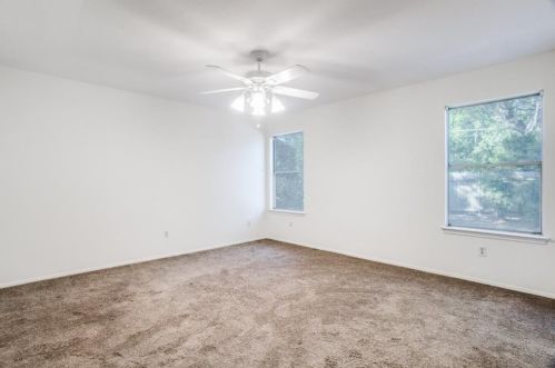 8417 Avocet Dr, Austin TX  78745-7527 exterior