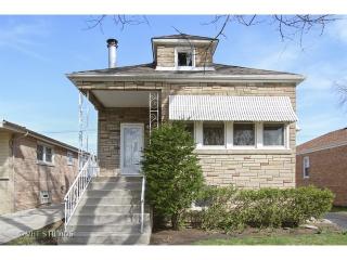10425 Sawyer Ave, Chicago, IL 60655-2413