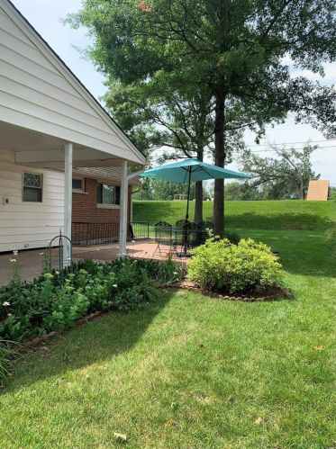 8709 Del Vis Dr, Saint Louis MO 63126-1923 exterior