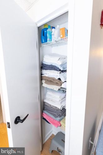 37 20th St, Philadelphia PA  19103-0014 exterior