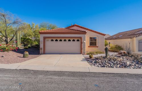 2651 Falcon View Dr, Tucson AZ  85713-4383 exterior