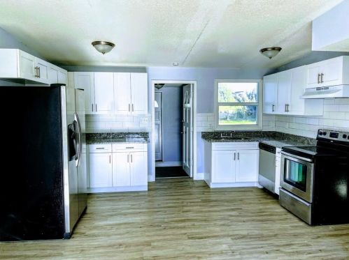 2908 Sample Loop, Tampa, FL 33619-6638