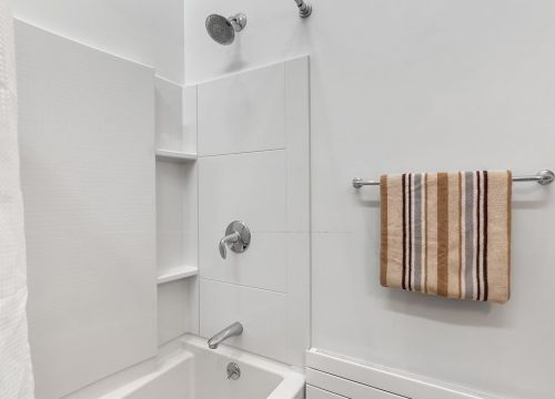 3 Puritan Rd, Salem MA 01970-1227 exterior