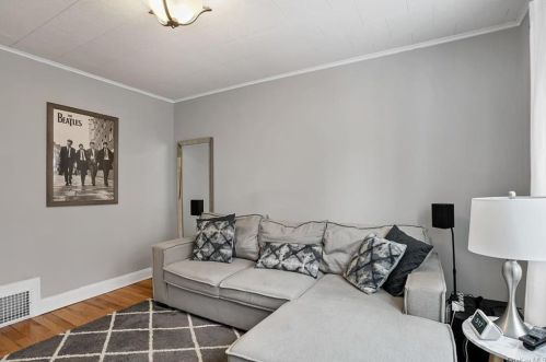 49 Mitchell Ave, Poughkeepsie NY 12603-3422 exterior