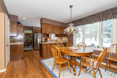 2910 5 St, Kalamazoo MI 49009-8589 exterior