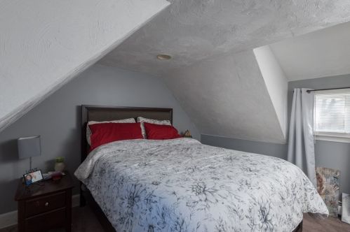 19 Dana St, Taunton MA 02780-3002 exterior