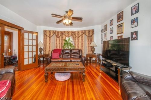 135 7th St, Paterson NJ 07506-3801 exterior