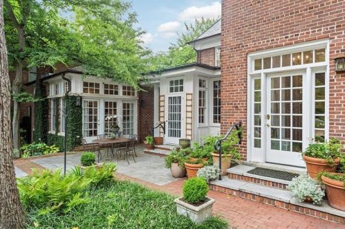 217 15 St, Atlanta GA 30318-7805 exterior