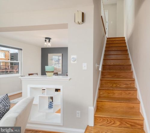 1015 Hamilton St, Washington DC  20011-6427 exterior