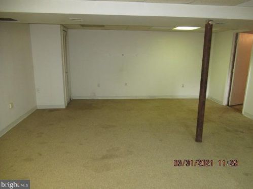 1328 Meadowvale Rd, Glen Burnie MD 21060-7017 exterior