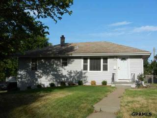 7478 Rogers Rd, Omaha, NE 68124-3418
