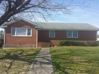 110 Rosewood Ave, Elizabeth City NC  27909-3312 exterior