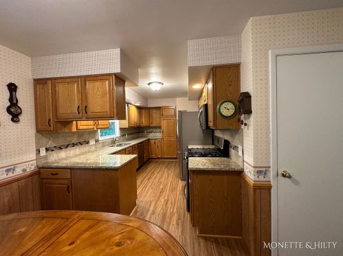 1350 Becker Rd, Meskegon MI 49445-1516 exterior