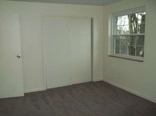 30 Chapel Dr, Pittsburgh PA 15237-2518 exterior