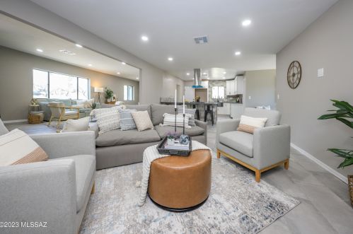 11100 Glenn St, Tucson AZ  85749-8845 exterior