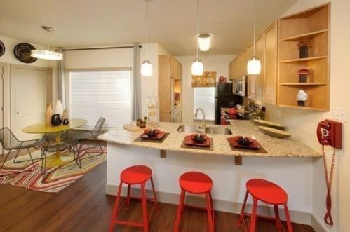 2800 Bartons Bluff Ln, Austin, TX 78746-7948