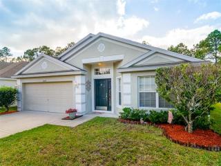 5309 Algerine Pl, Zephyrhills, FL 33544-5565