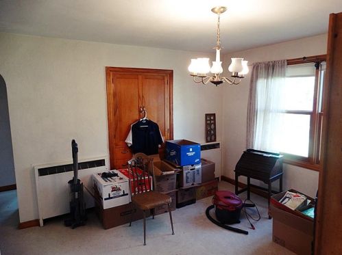 511 Stout St, Canton, WI 54868-1564