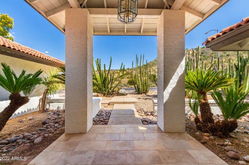 13008 3 St, Phoenix AZ 85022-5210 exterior