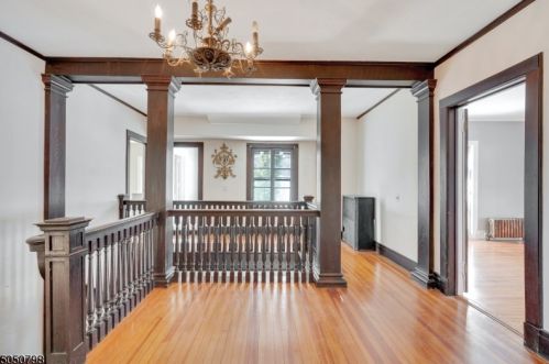 105 Upper Mtn Ave, Montclair NJ 07043-1436 exterior