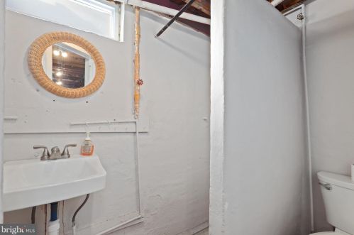 3419 Memorial St, Alexandria VA  22306-1548 exterior