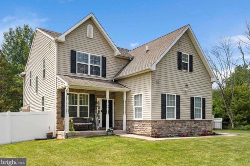 5 Heffner Rd, Limerick, PA 19468-1701